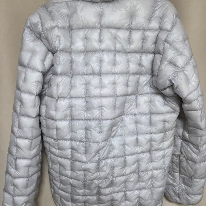 [BUNJANG] Montbell Plasma 1000 Down Jacket L Light Gray / 몽벨 플라즈마 1000 다운 자켓 L 라이트 그레이