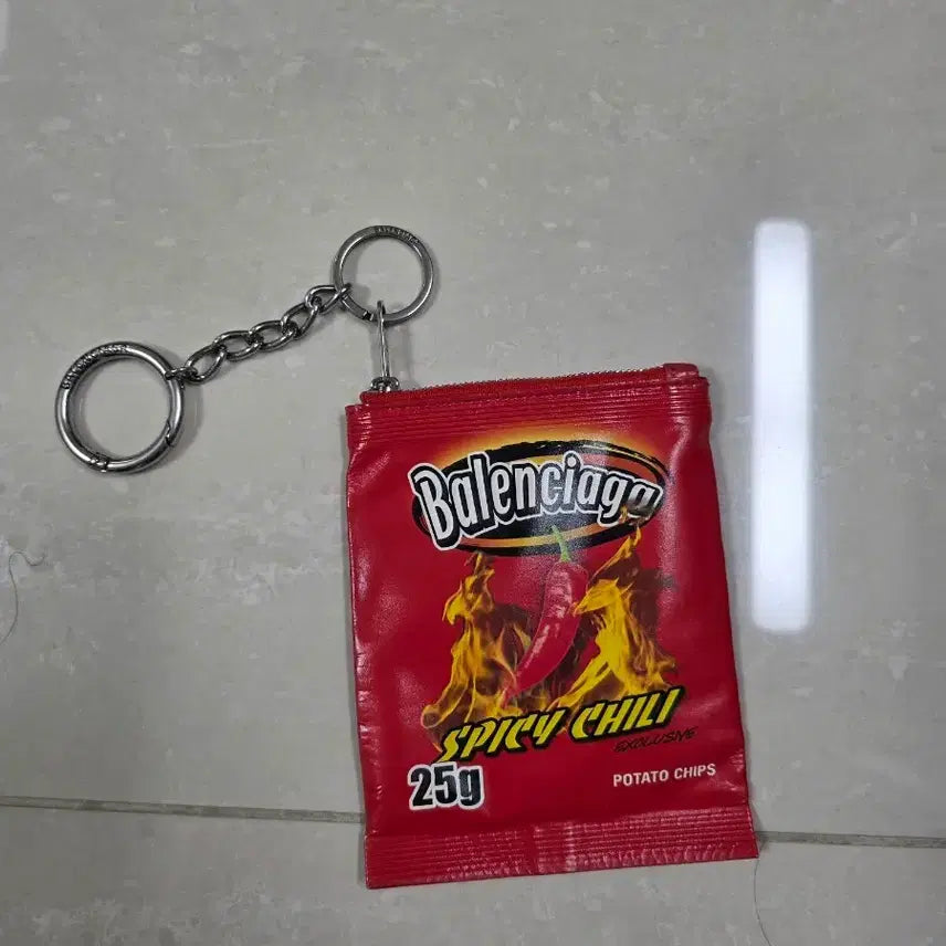 [BUNJANG] Chips Red Keyring / 발렌시아가 칩스 레드키링