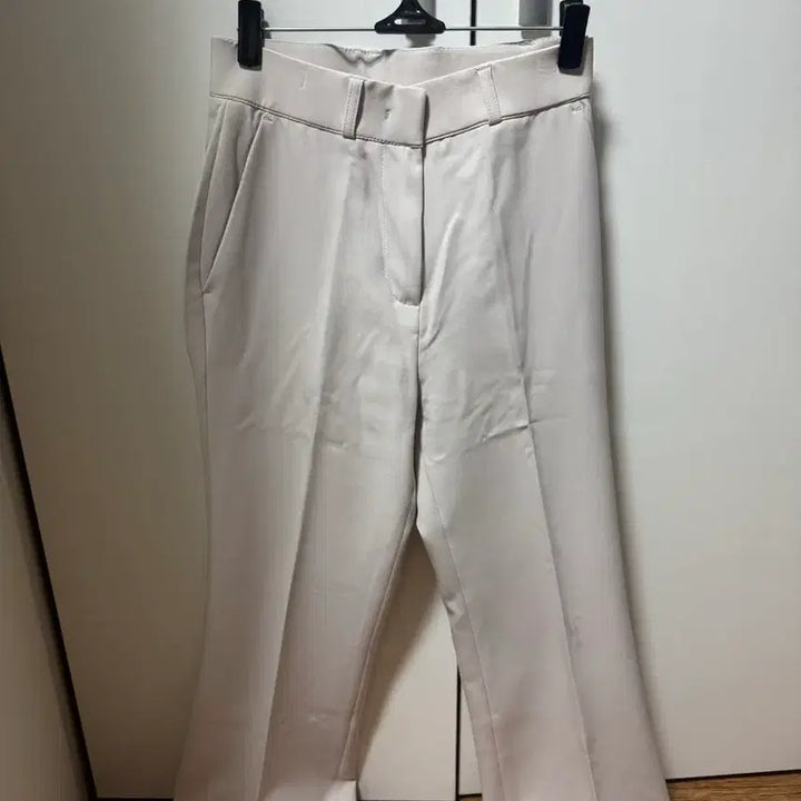 [BUNJANG] Generic Pants Cream S / 부츠컷 슬랙스