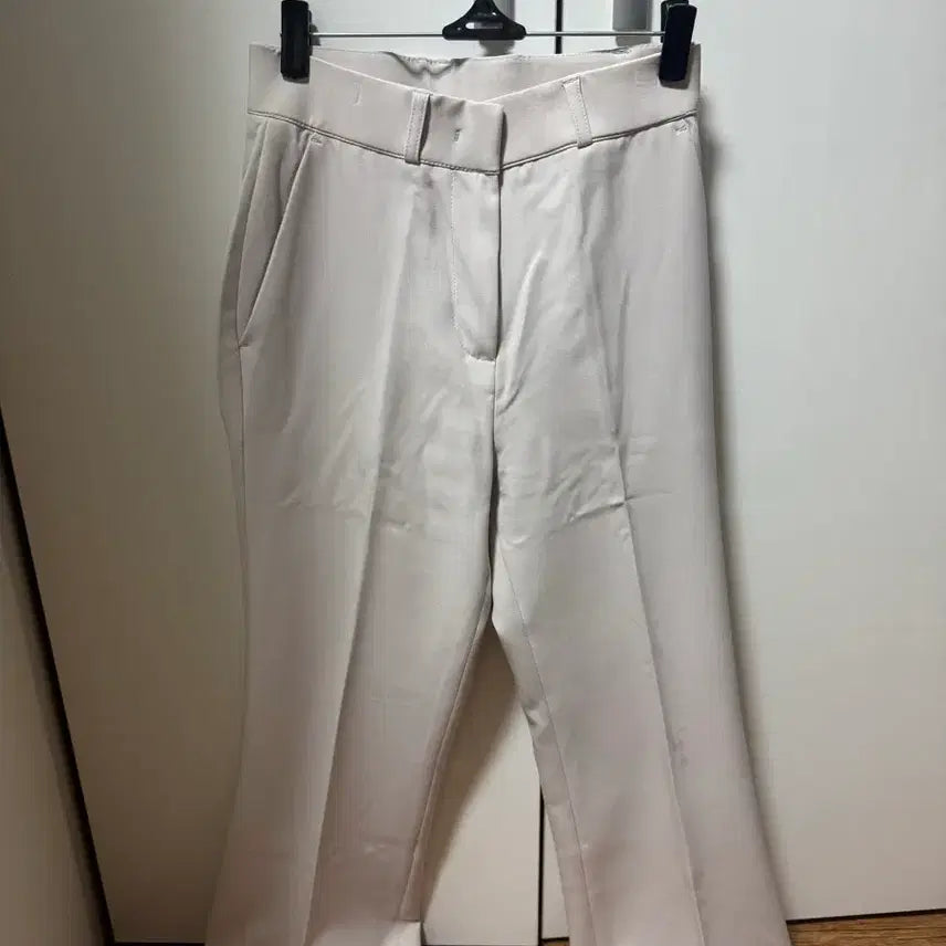 [BUNJANG] Generic Pants Cream S / 부츠컷 슬랙스