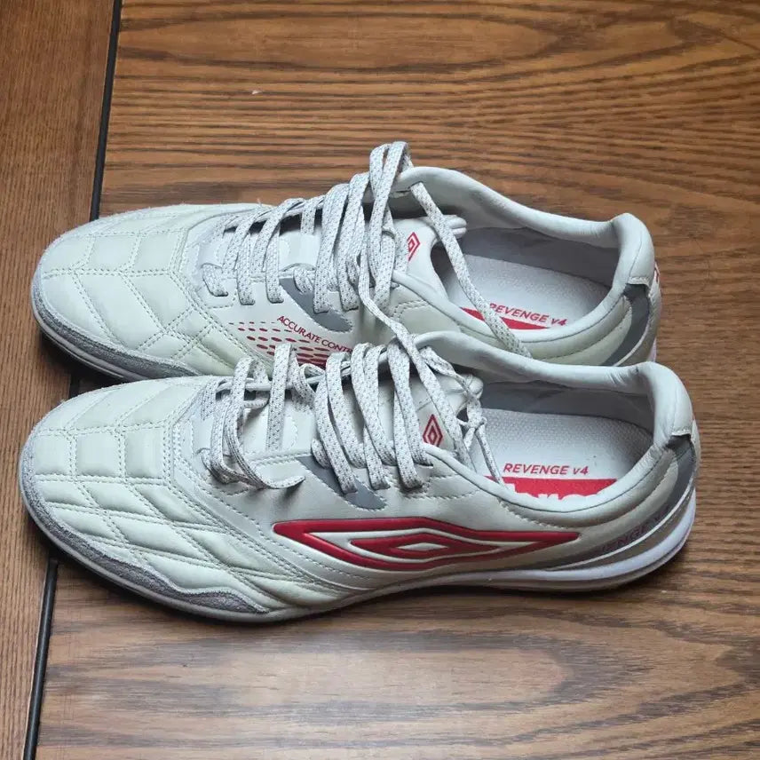 [BUNJANG] Umbro Revenge Premium 255 Sneakers / 엄브로 리벤지 프리미엄 255