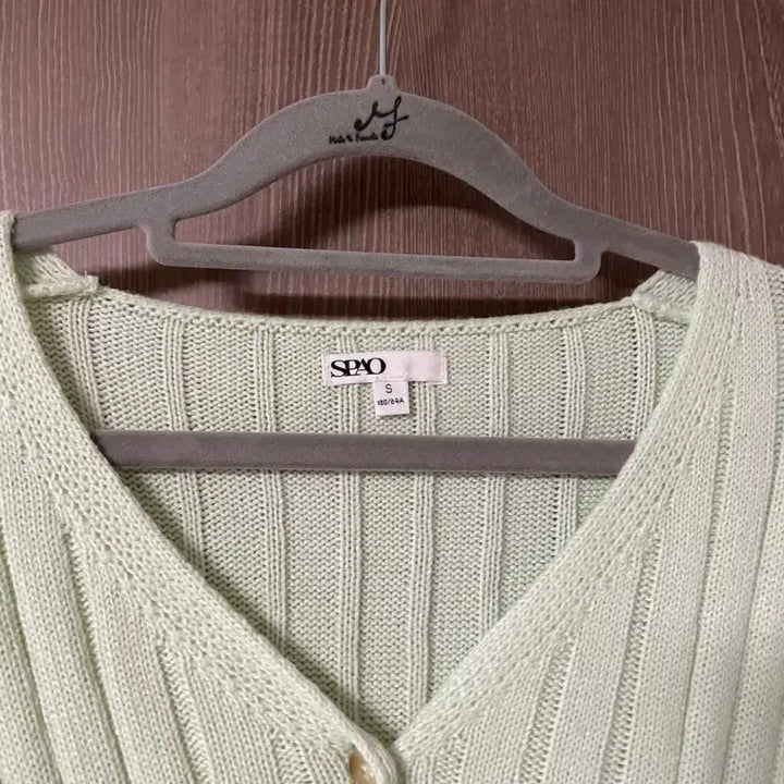 [BUNJANG] SPAO Green V-Neck Cardigan / SPAO 연두색 브이넥 가디건