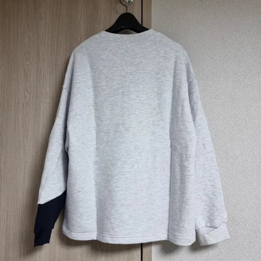 [BUNJANG] JePyung Lime Studio Diagonal Long Sleeve T-shirt / 제평 라임스튜디오 사선 티셔츠