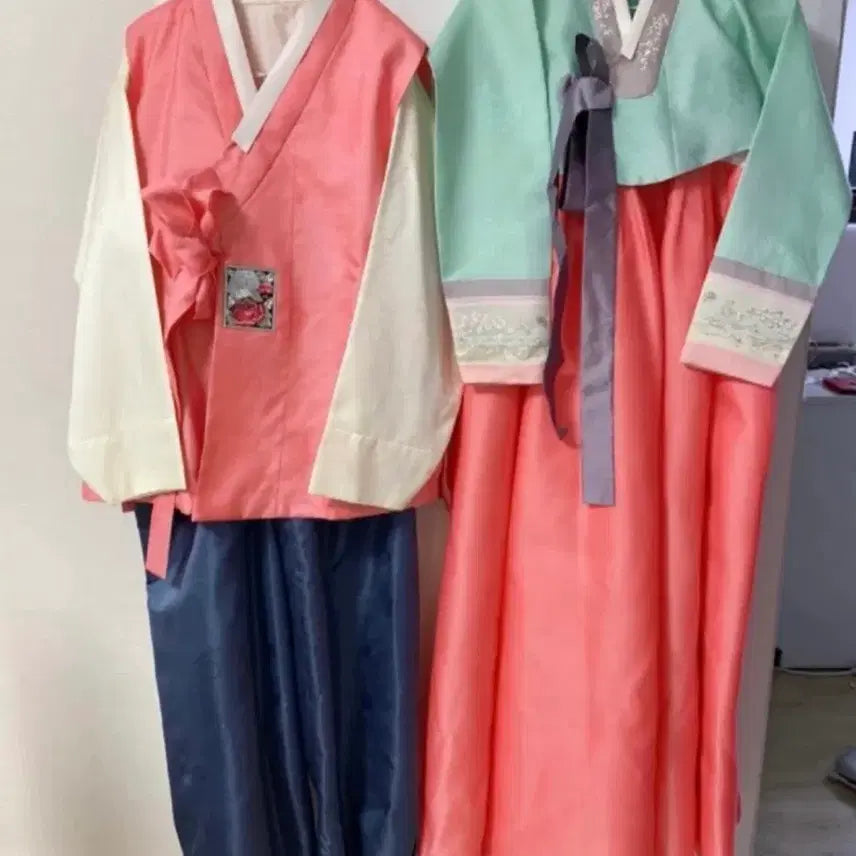 [BUNJANG] Unisex Hanbok Bundle Set / 남성 여성 고급 한복ㅡ2벌 일괄(신발,가방,버선 포함)
