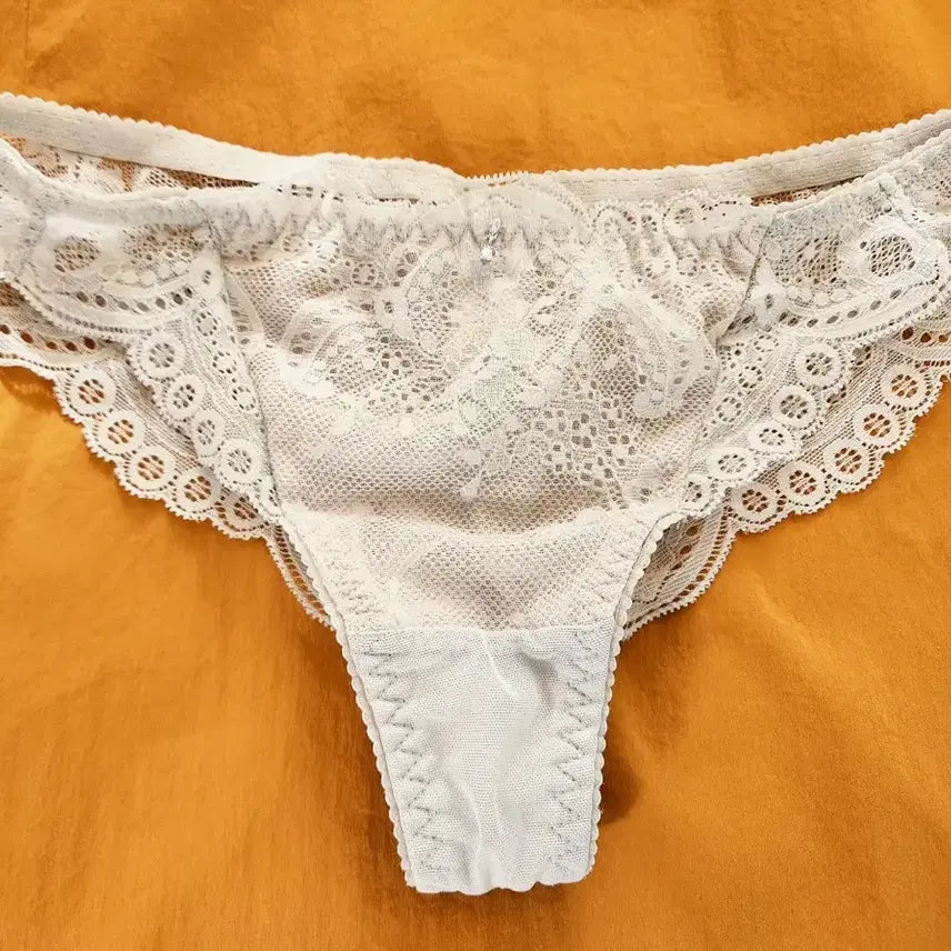 [BUNJANG] Romantic Women's T-Panties - Used / 로맨틱 여성 티팬티-중고