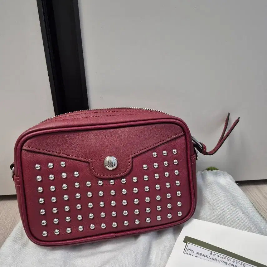 [BUNJANG] Longchamp Red Studded Mini Crossbody Bag / 롱샴 레드 스터드 미니 크로스백