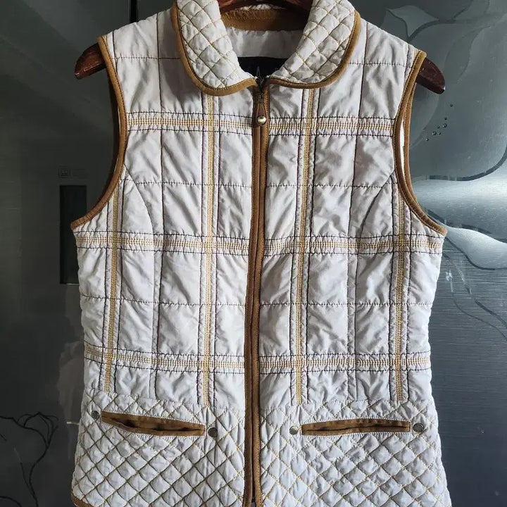 [SOLD OUT] 닥스 퀼팅집업조끼 55