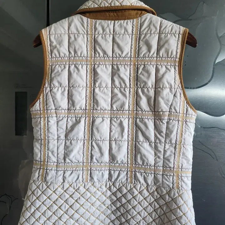[SOLD OUT] 닥스 퀼팅집업조끼 55