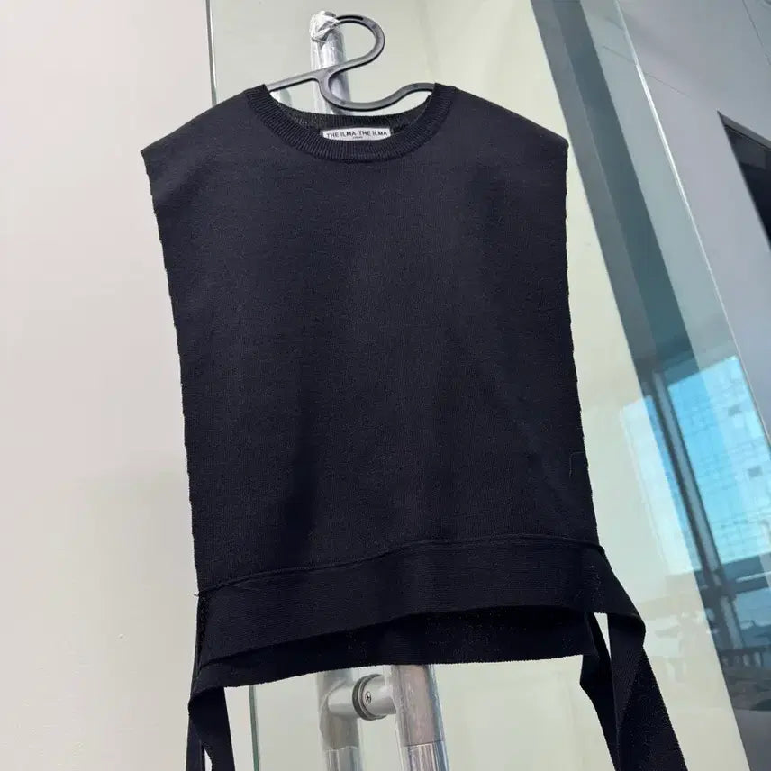 [BUNJANG] The Ilma Knit Vest / 더일마 니트 베스트