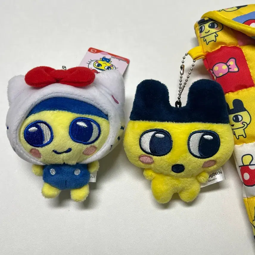 [BUNJANG] Tamagotchi Hello Kitty Collaboration Keyring / 다마고치 마메치 키링 인형 새상품 헬로키티 콜라보