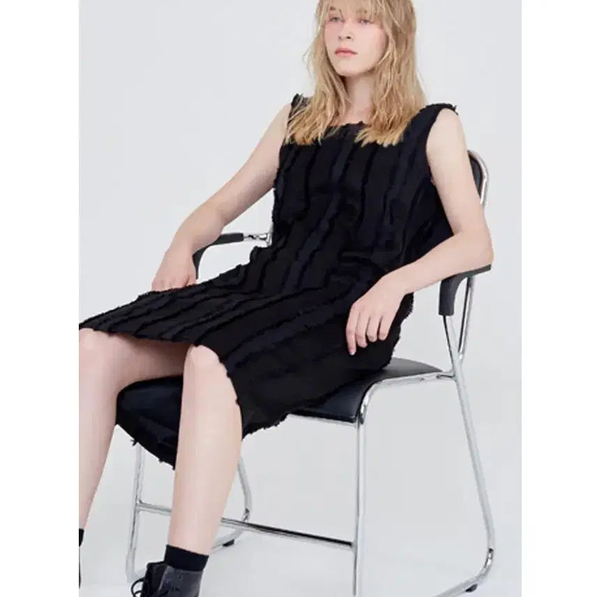 [BUNJANG] Locle Tape Sleeveless Dress / 새상품) Locle 로클 테이프 슬리브리스 드레스 블랙