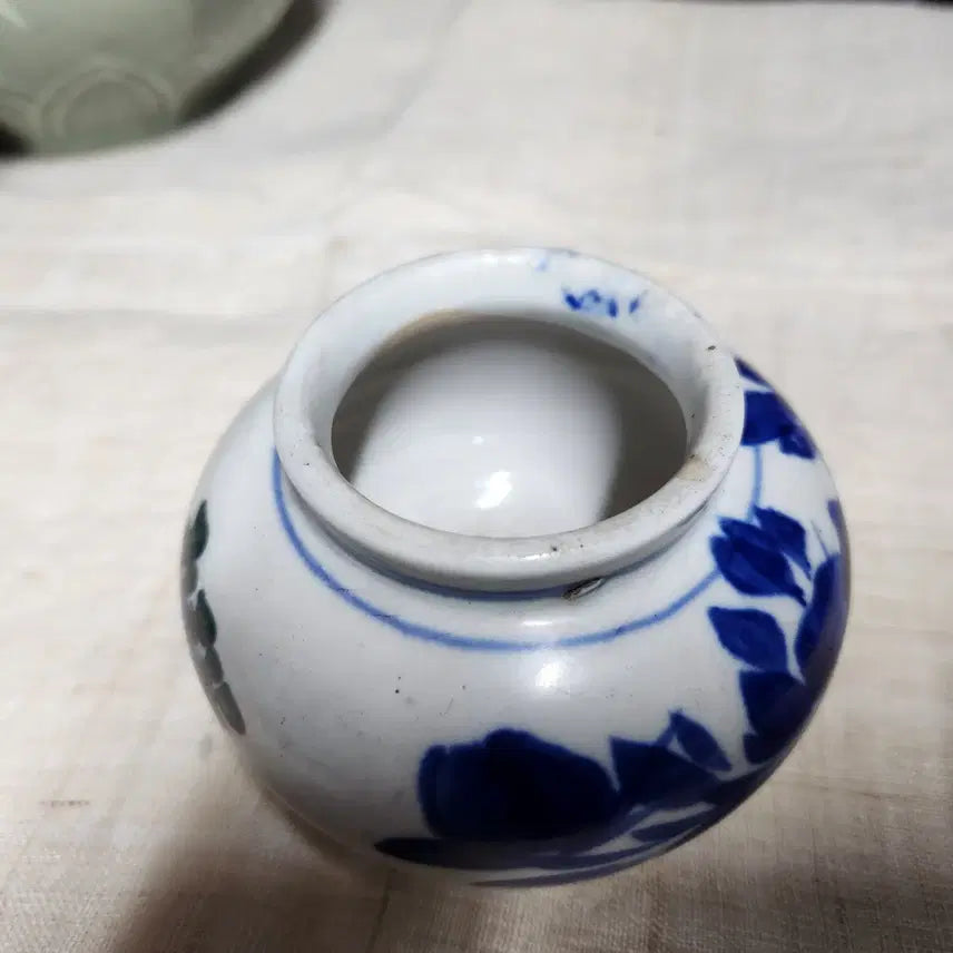 [BUNJANG] Celadon Porcelain Peony Motif Jar / 청화백자 모란문 호단지(알단지)