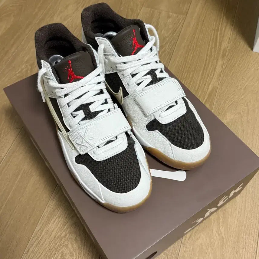 [SOLD OUT] [290]조던x트래비스 스캇 점프맨 잭