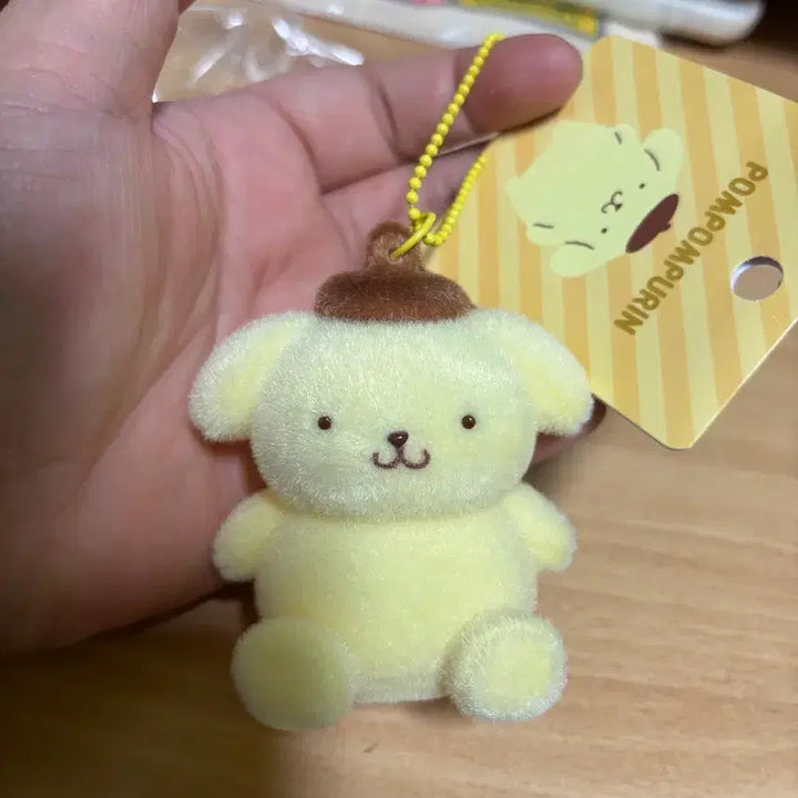 [BUNJANG] Sanrio Pompompurin Fluffy Floaty Doll Keyring / 산리오 플로키 후로킹 폼폼푸린 인형 키링