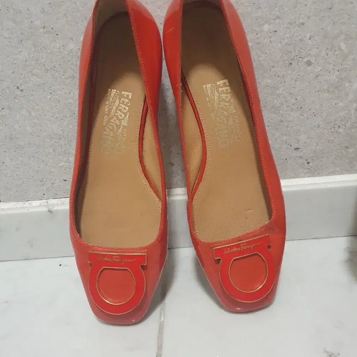 [BUNJANG] Ferragamo Orange Flat Shoes / 페라가모 오렌지 플랫슈즈 여성 구두