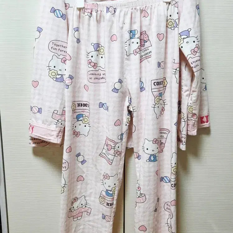 [BUNJANG] Kitty Pajamas / 키티잠옷
