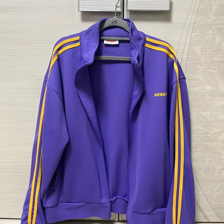 [SOLD OUT] 널디 트랙탑 져지 집업