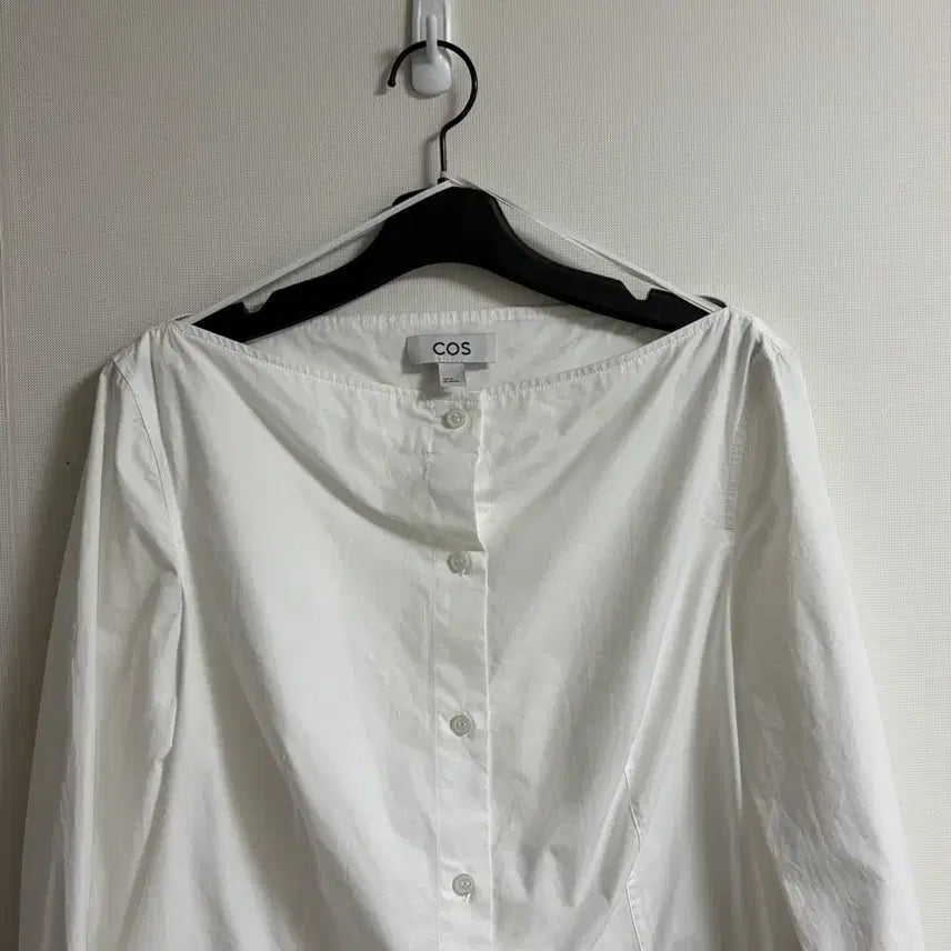 [BUNJANG] COS Boat Neck Cotton Shirt / COS 코스 보트넥 코튼 셔츠 32