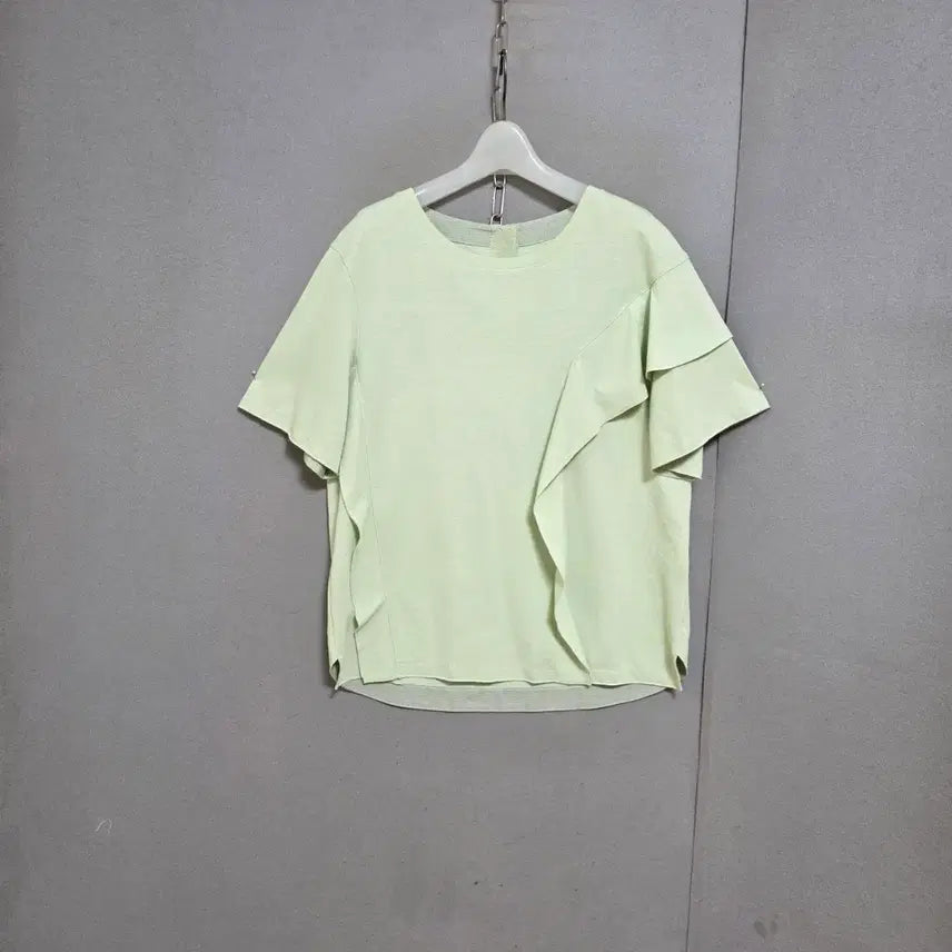 [BUNJANG] ZIC JIGOTT Frill Detail T-shirt FF / 지컷 프릴처리포인트 티셔츠 FF  n1255