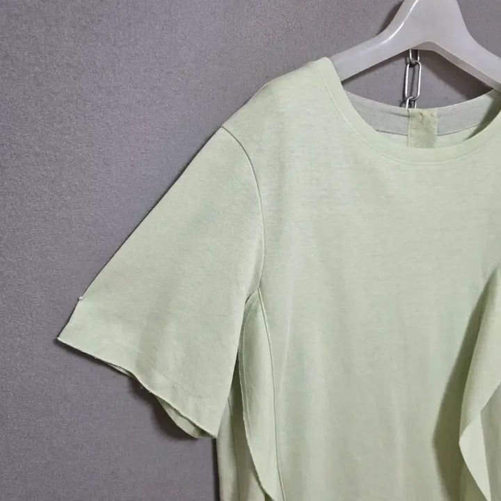 [BUNJANG] ZIC JIGOTT Frill Detail T-shirt FF / 지컷 프릴처리포인트 티셔츠 FF  n1255