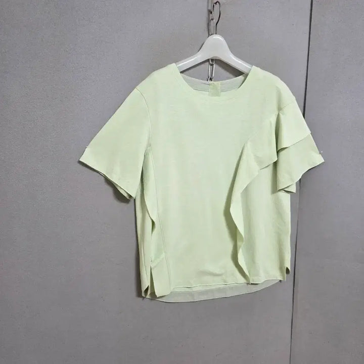 [BUNJANG] ZIC JIGOTT Frill Detail T-shirt FF / 지컷 프릴처리포인트 티셔츠 FF  n1255