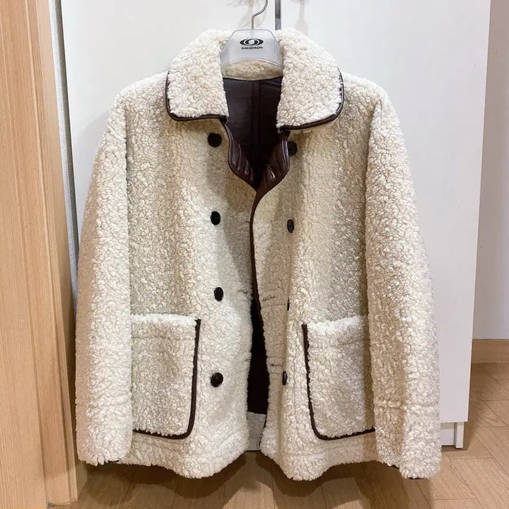 [BUNJANG] Reversible Double Button Faux Shearling Leather Jacket / 리버시블 뽀글이 더블 버튼 양털 레더 무스탕 자켓