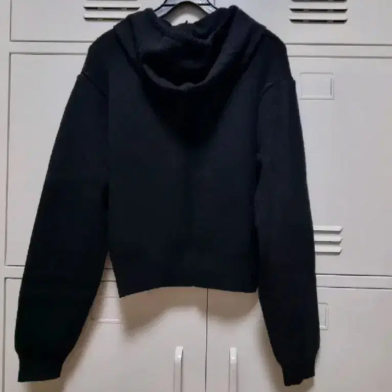 [BUNJANG] Autumn Koi Hooded Knit Black / 어텀 코이 후드 니트 - 블랙