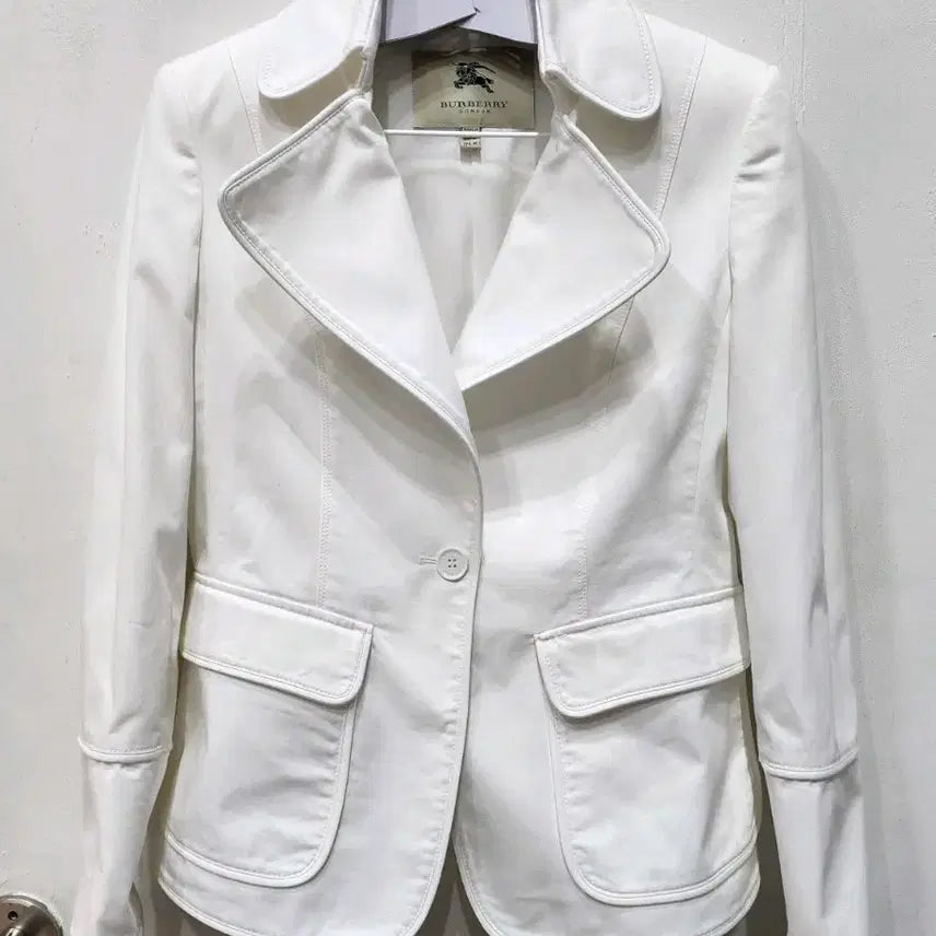 [BUNJANG] Burberry London White Women&