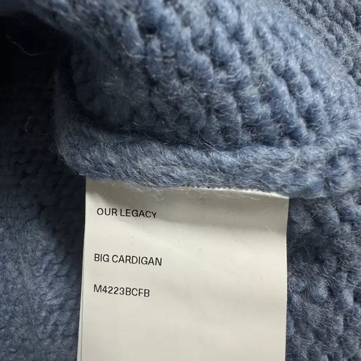 [BUNJANG] Our Legacy Acrylic Blue Cardigan / 아워레가시 빅 가디건 아크릴 블루 50 사이즈