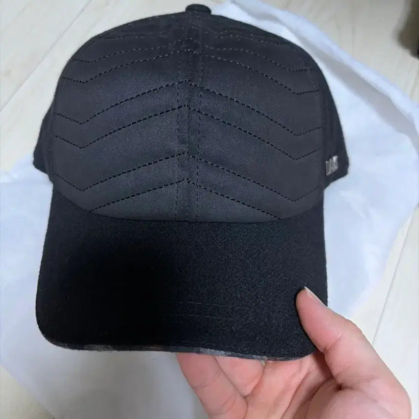 [BUNJANG] Golf Cap / 닥스 남성 퀼팅포인트 골브캡 모자 블랙