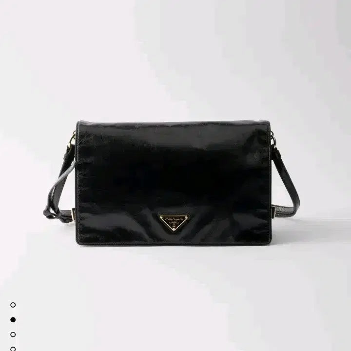 [BUNJANG] Prada Medium Leather Shoulder Bag - Black / 프라다 미디엄 가죽 가방 숄더백 블랙