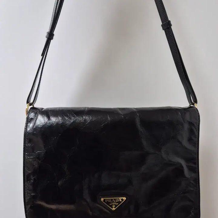 [BUNJANG] Prada Medium Leather Shoulder Bag - Black / 프라다 미디엄 가죽 가방 숄더백 블랙