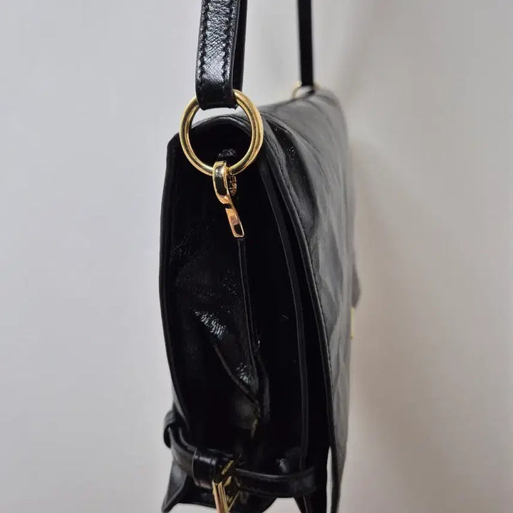 [BUNJANG] Prada Medium Leather Shoulder Bag - Black / 프라다 미디엄 가죽 가방 숄더백 블랙