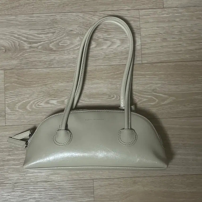 [BUNJANG] Margesherwood Bessette Shoulder Bag / 마지셔우드 베셋 숄더백 BESSETTE SHOULDER