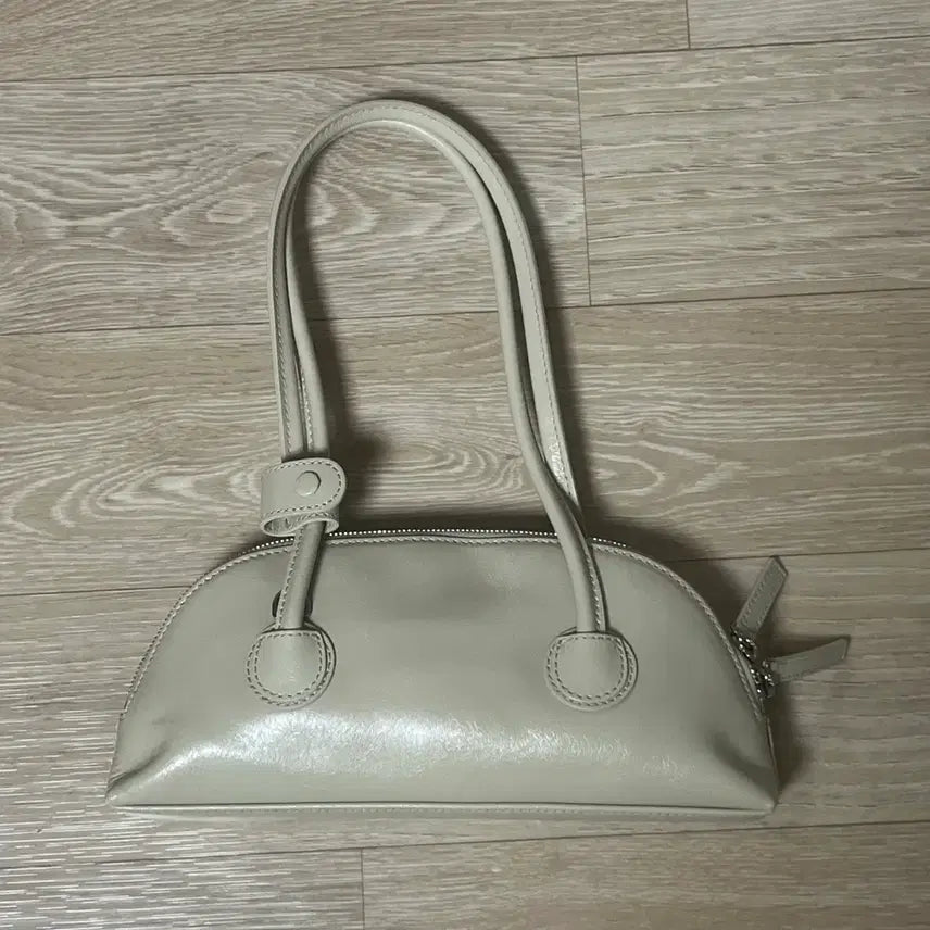[BUNJANG] Margesherwood Bessette Shoulder Bag / 마지셔우드 베셋 숄더백 BESSETTE SHOULDER
