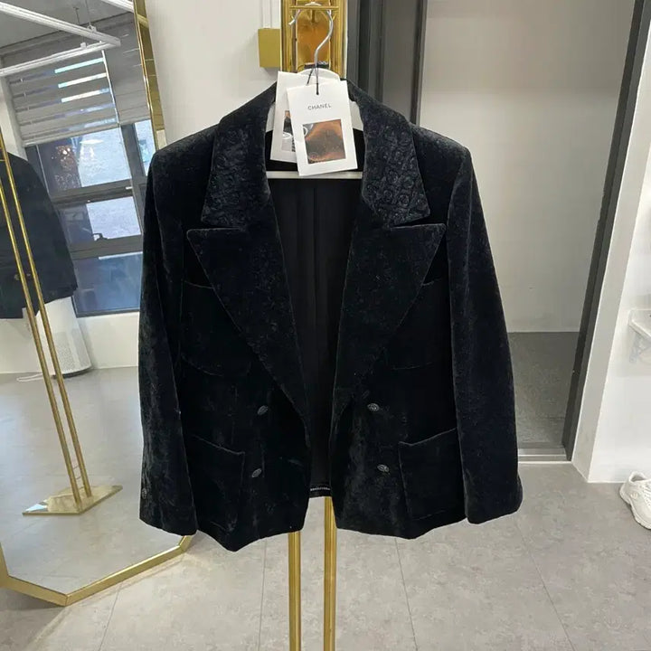 [BUNJANG] Chanel 21A Camellia Pattern Velvet Double Jacket / (38) 샤넬 21A 공방컬렉션 까멜리아 패턴 벨벳 더블자켓