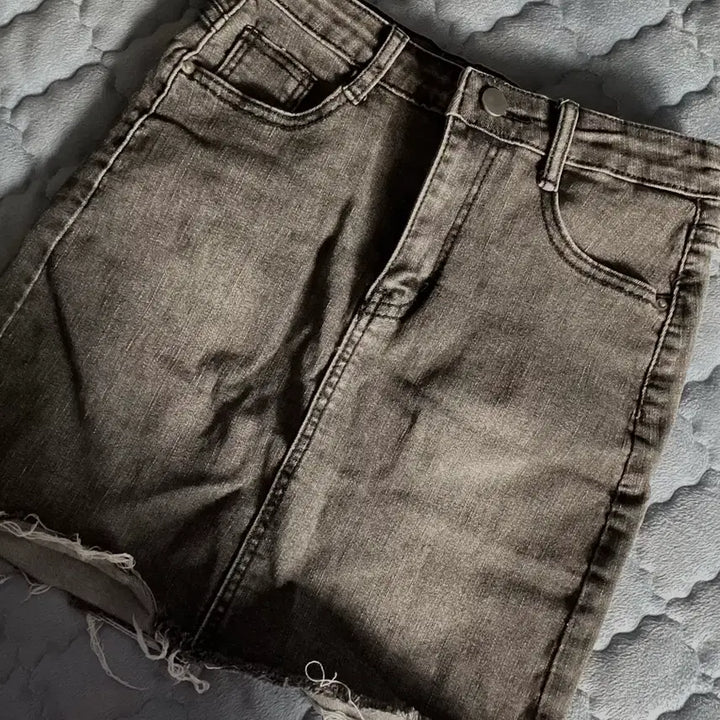 [BUNJANG] H-Line Skirt / 딜라잇 쫀득 컷팅 H청치마