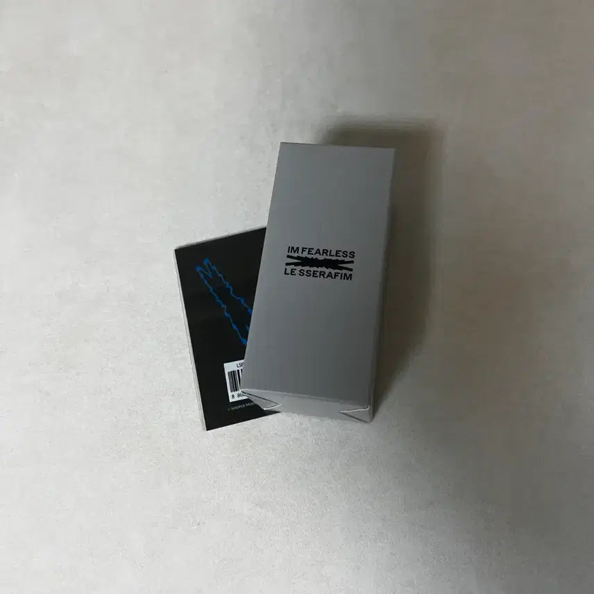 [BUNJANG] LE SSERAFIM Crazy Official Goods Set / 새상품) 르세라핌 크레이지 오피셜 굿즈 , 사쿠라 폴라로이드 증정