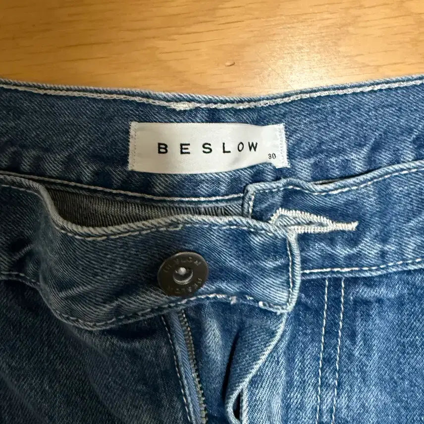 [BUNJANG] Beslow Cornmeal One-Tuck Denim Pants / [30] 비슬로우 콘밀 원턱 데님 팬츠 미디엄 워시드 30