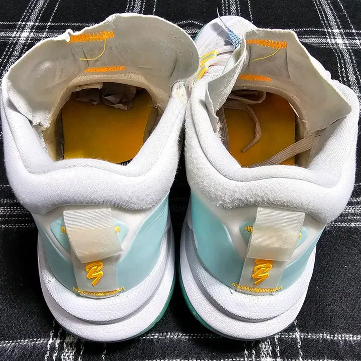 [BUNJANG] Nike Jordan Zion 1 PF White Dynamic Turquoise Sneakers / 나이키 조던 자이언 1PF 화이트 다이나믹 더콰이즈