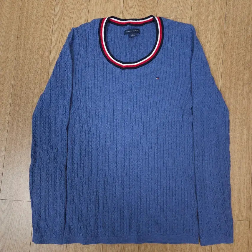 [BUNJANG] Tommy Hilfiger Women's Blue Cable Knit Sweater (S) / 타미힐피거 여성 블루 꽈배기 니트 긴팔 S