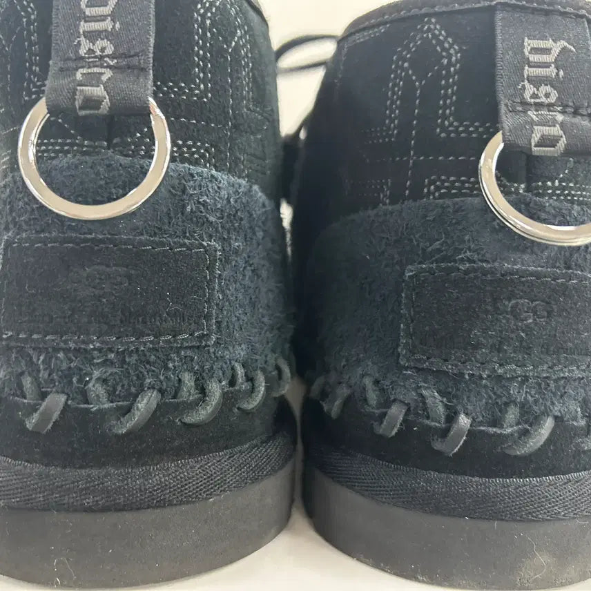 [BUNJANG] Children of the Disco Dance UGG Embroidered Boots / 칠드런오브더 디스코댄스 X UGG 자수 부츠 10