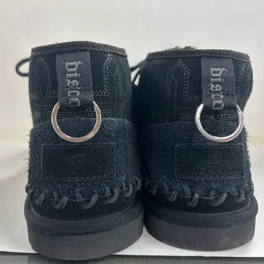 [BUNJANG] Children of the Disco Dance UGG Embroidered Boots / 칠드런오브더 디스코댄스 X UGG 자수 부츠 10