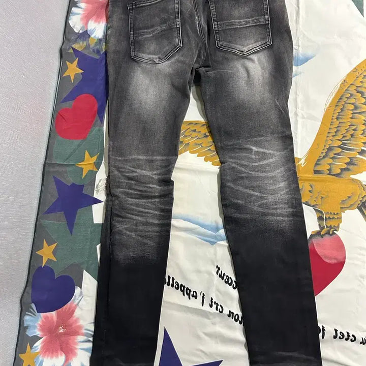 [SOLD OUT] 아미리AMIRI MX1 디스트레스드 스키니데님