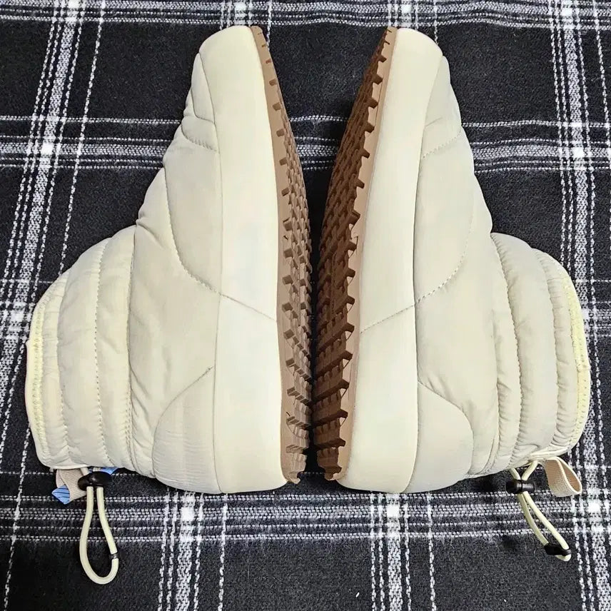 [BUNJANG] Black Yak Camper Boots 2 Fur-lined Boots / 블랙야크 캠퍼부츠2 내부에 퍼로 되어있는 부츠