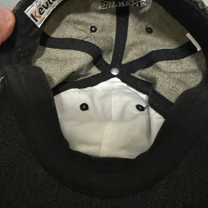 [BUNJANG] Supreme Kevlar Hat / 슈프림 케블라