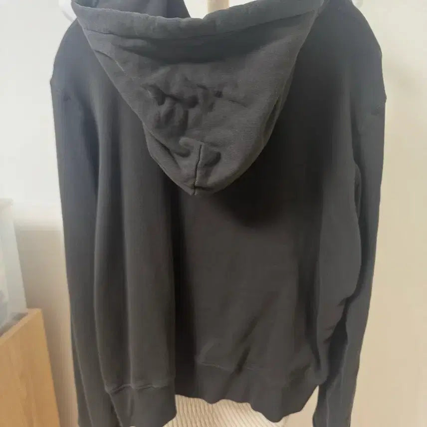 [BUNJANG] Niliryrotan Charcoal Hooded Zip-up / 닐리로탄 후드집업