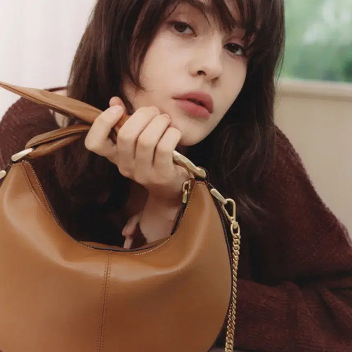 [BUNJANG] Amadee Amelie Small Tan Handbag / 새제품 아마디 Amadee 아멜리에 Amelie 스몰 탄(tan)