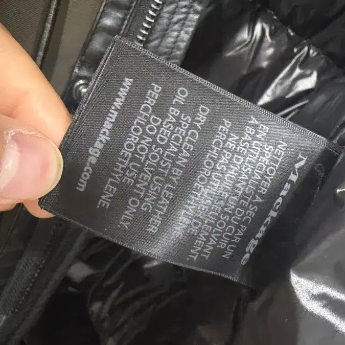 [BUNJANG] Mackage Moritz Khaki Parka Jacket (Size 105) / (마지막) 맥케이지 모리츠 카키색 야상 점퍼 팝니다(105 사이즈)