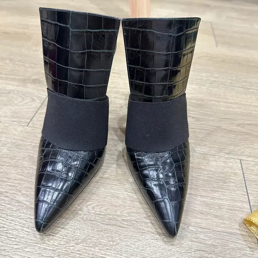 [BUNJANG] Givenchy Mule 38 / 지방시 구두 (뮬) 38